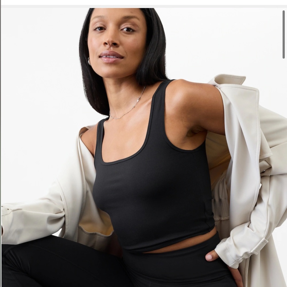 Athleta Fitted Crop Tank Tops in Gray and Black